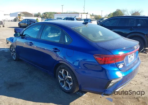 2019 Kia Forte Lxs z USA, uszkodzony, nr VIN 3KPF24AD9KE130494